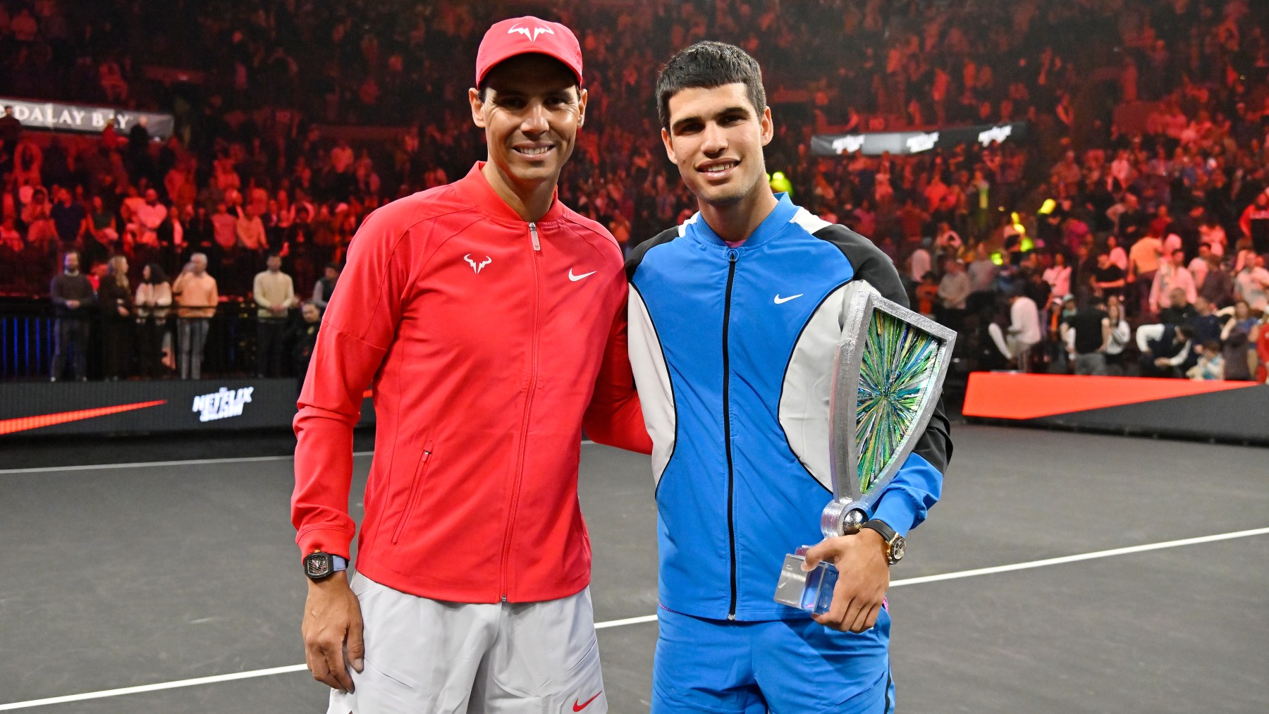 Rafa Nadal y Carlos Alcaraz, tras el Slam de Netflix. (Getty)
