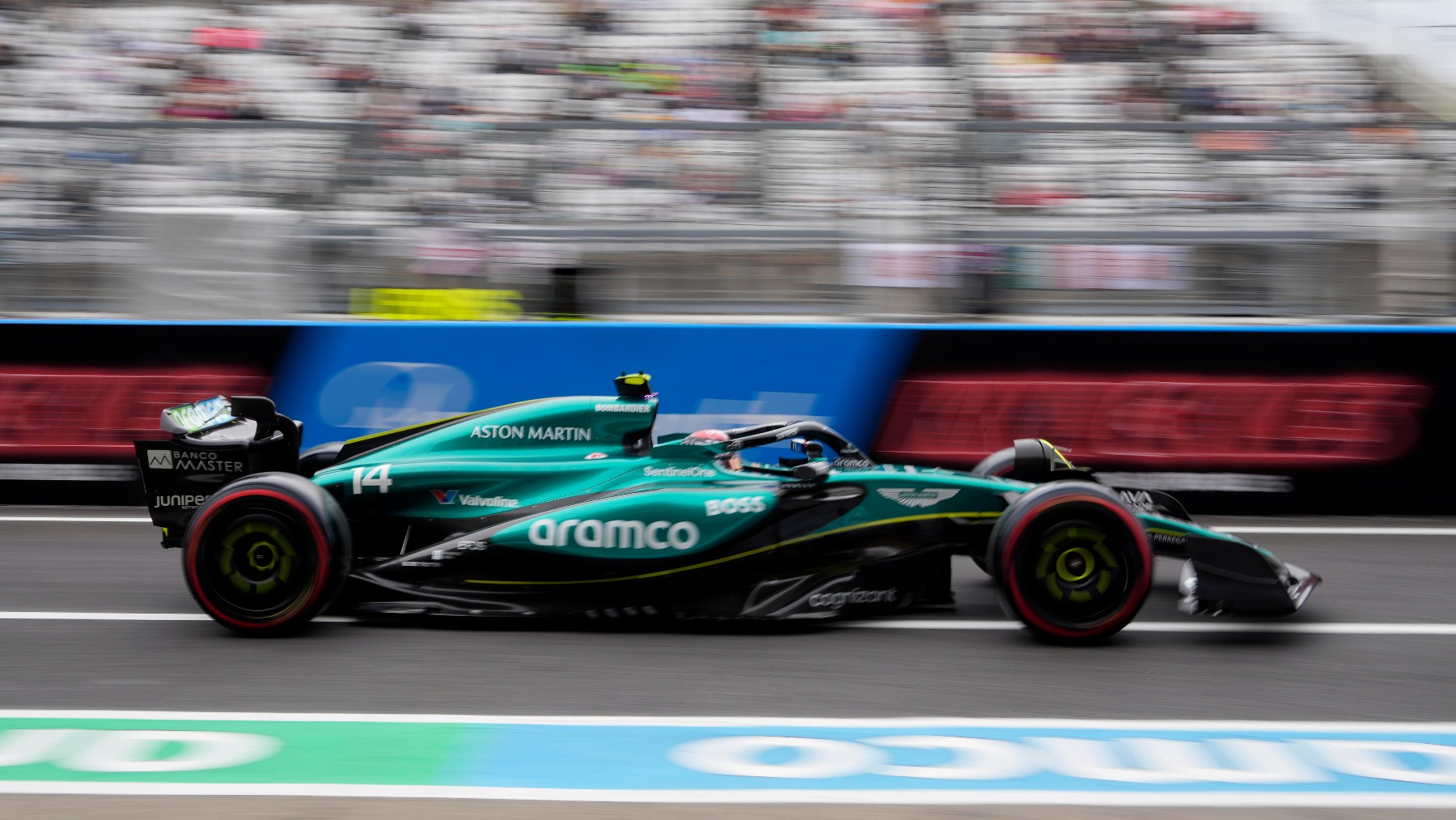 Fernando Alonso durante el GP de Japón de F1. (EFE)