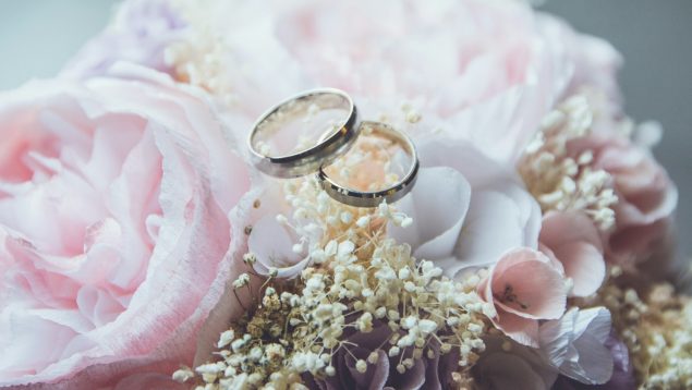 España entre los países europeos donde los hombres se casan más mayores