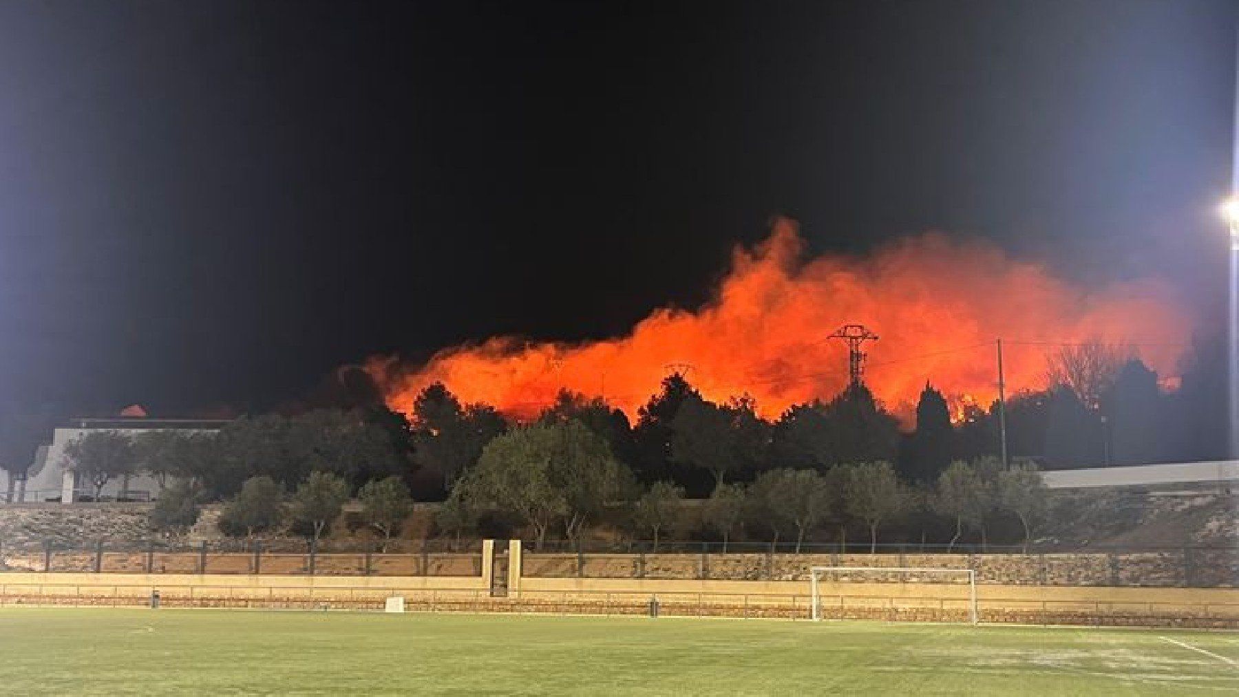 Incendio de Teulada-Moraira, la madrugada de este martes.