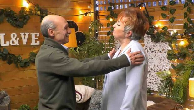 Joaquín y Ángela en 'First Dates'. (Mediaset)