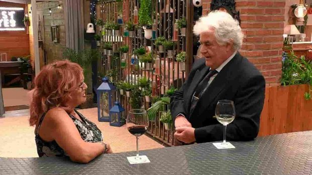 Juan Luis y Luisa en 'First Dates'. (Mediaset)