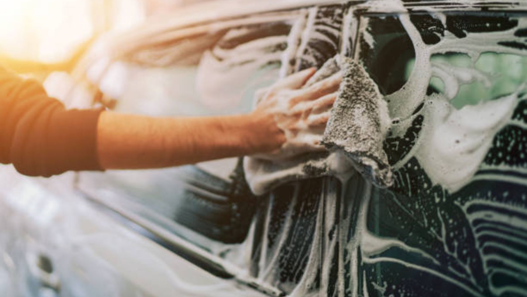 Descubre los mejores productos de limpieza para el coche de Alcampo.