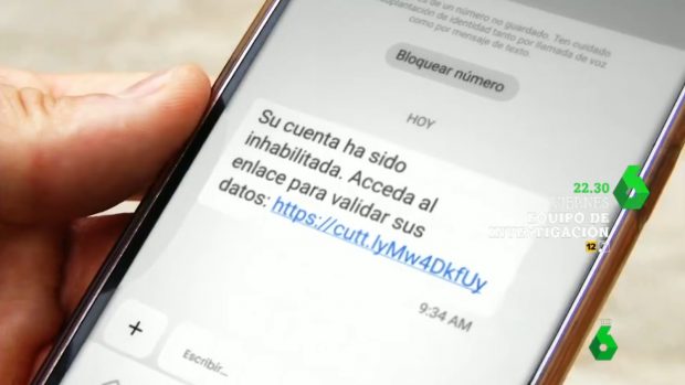 Equipo de investigación descubre a los culpables de las estafas de SMS que que avisan de problemas en las cuentas bancarias (Atresmedia).