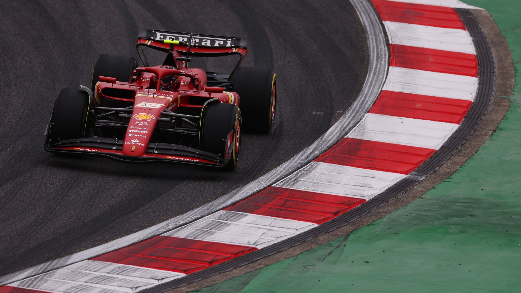 Sainz durante la clasificación al sprint en el GP de China (Getty)