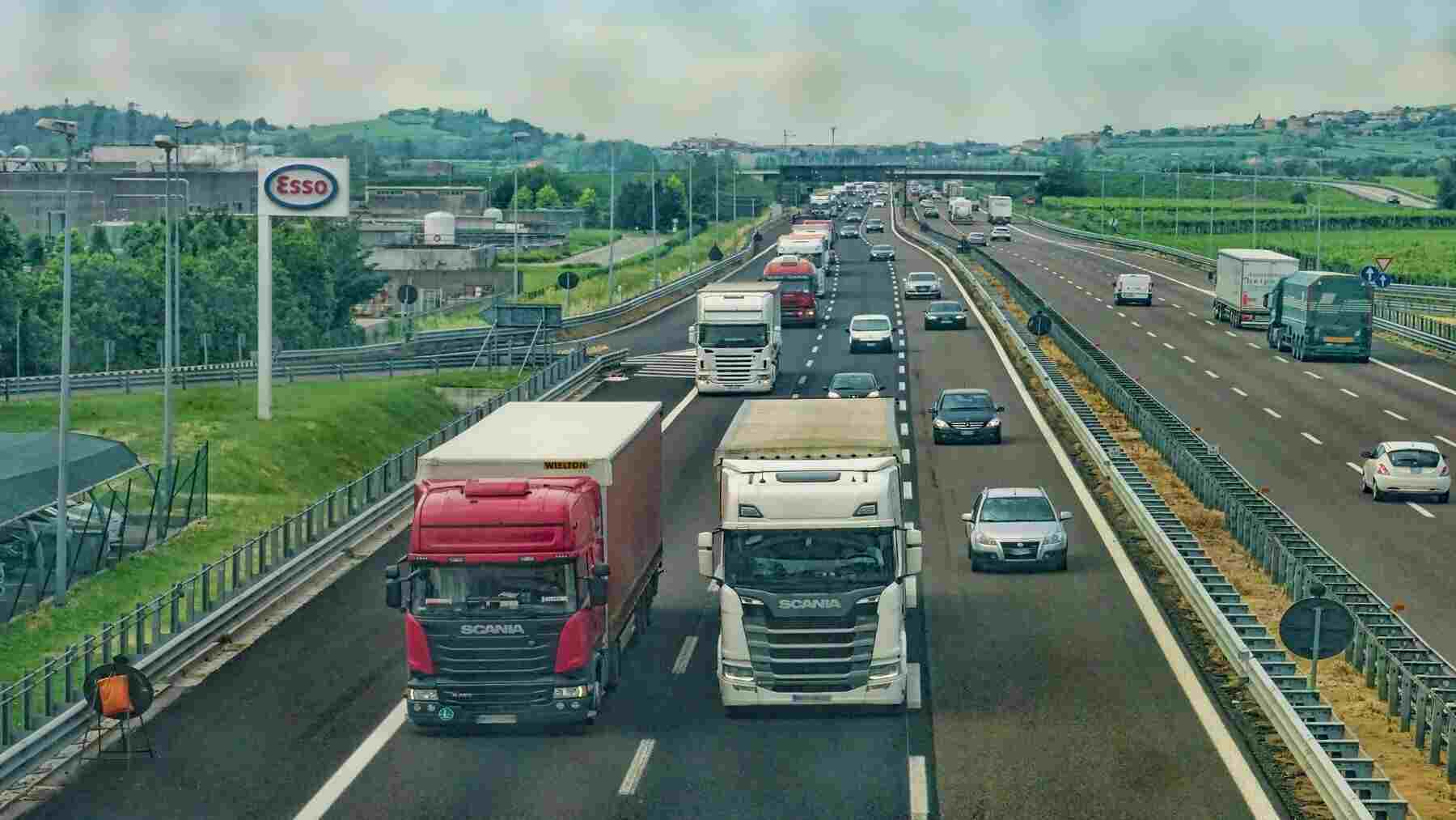 Las carreteras puente 1 de mayo tendrán multitud de desplazamientos.