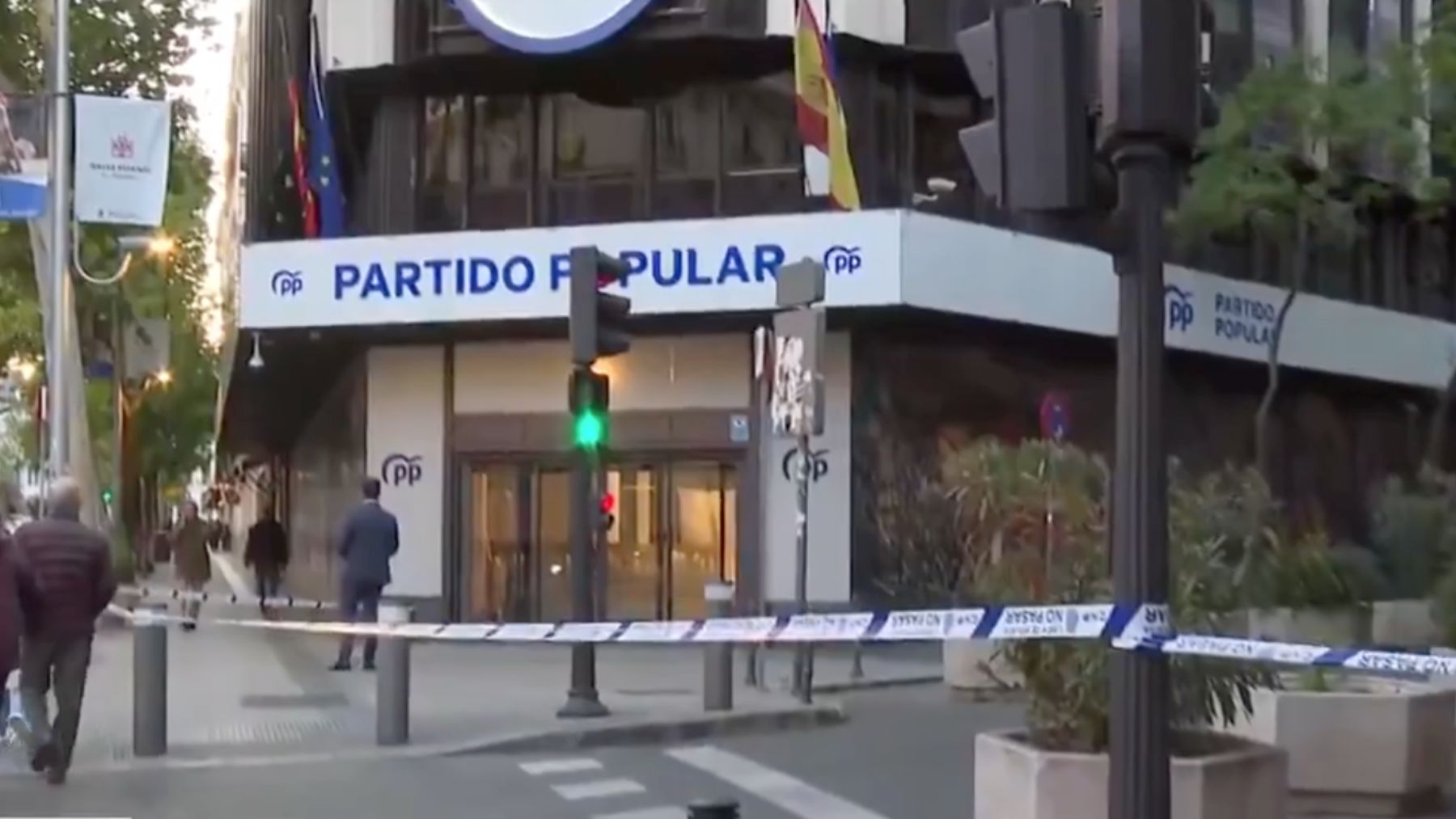 Acordonada la sede del PP de Génova por aviso de bomba.
