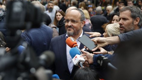 Alejandro Fernández, líder del PP de Cataluña. (Foto: EP)