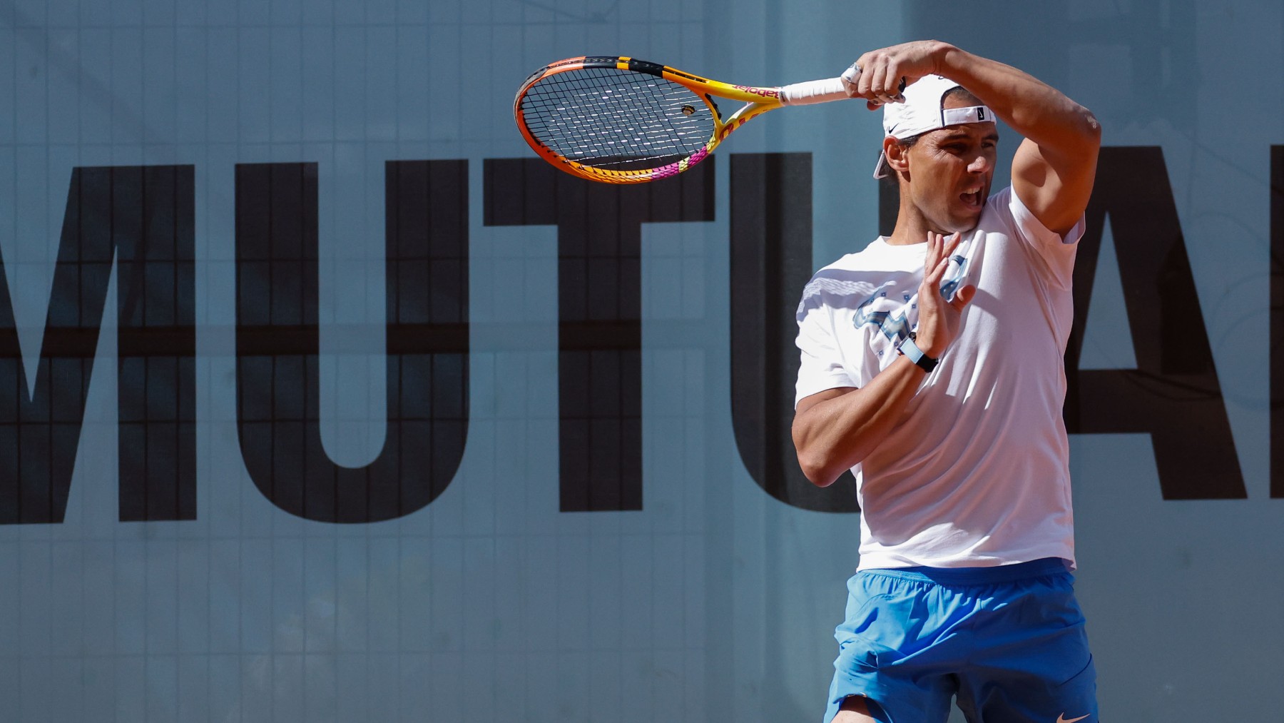 Rafa Nadal, en un entrenamiento previo al Mutua Madrid Open. (EFE)
