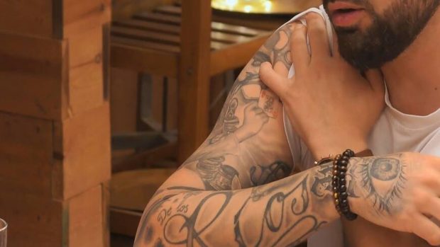 El tatuaje de Borja, participante de 'First Dates'. (Mediaset)
