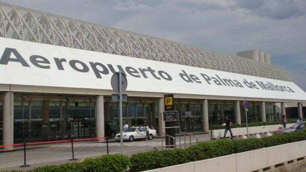 aeropuerto de Palma café contaminado insectos UCI