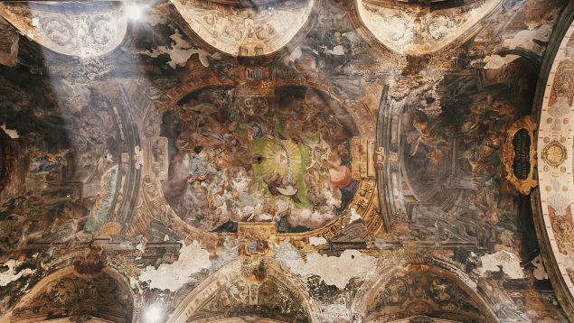 La llaman la Capilla Sixtina de Madrid: está en el centro y tiene unos frescos increíbles