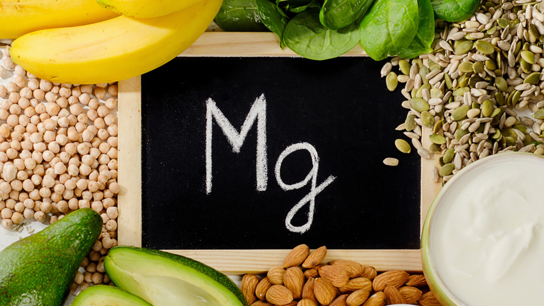 El magnesio regula la función de los músculos y el sistema nervioso.
