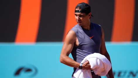 Rafa Nadal, en un entrenamiento previo a su debut en el Madrid Open. (Europa Press)