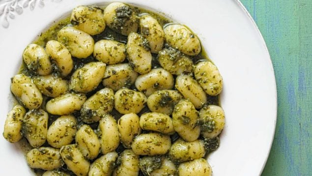 Judías blancas con pesto