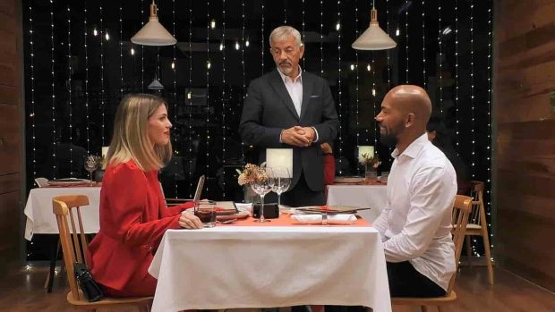 Sara y Daniel en 'First Dates'. (Mediaset)