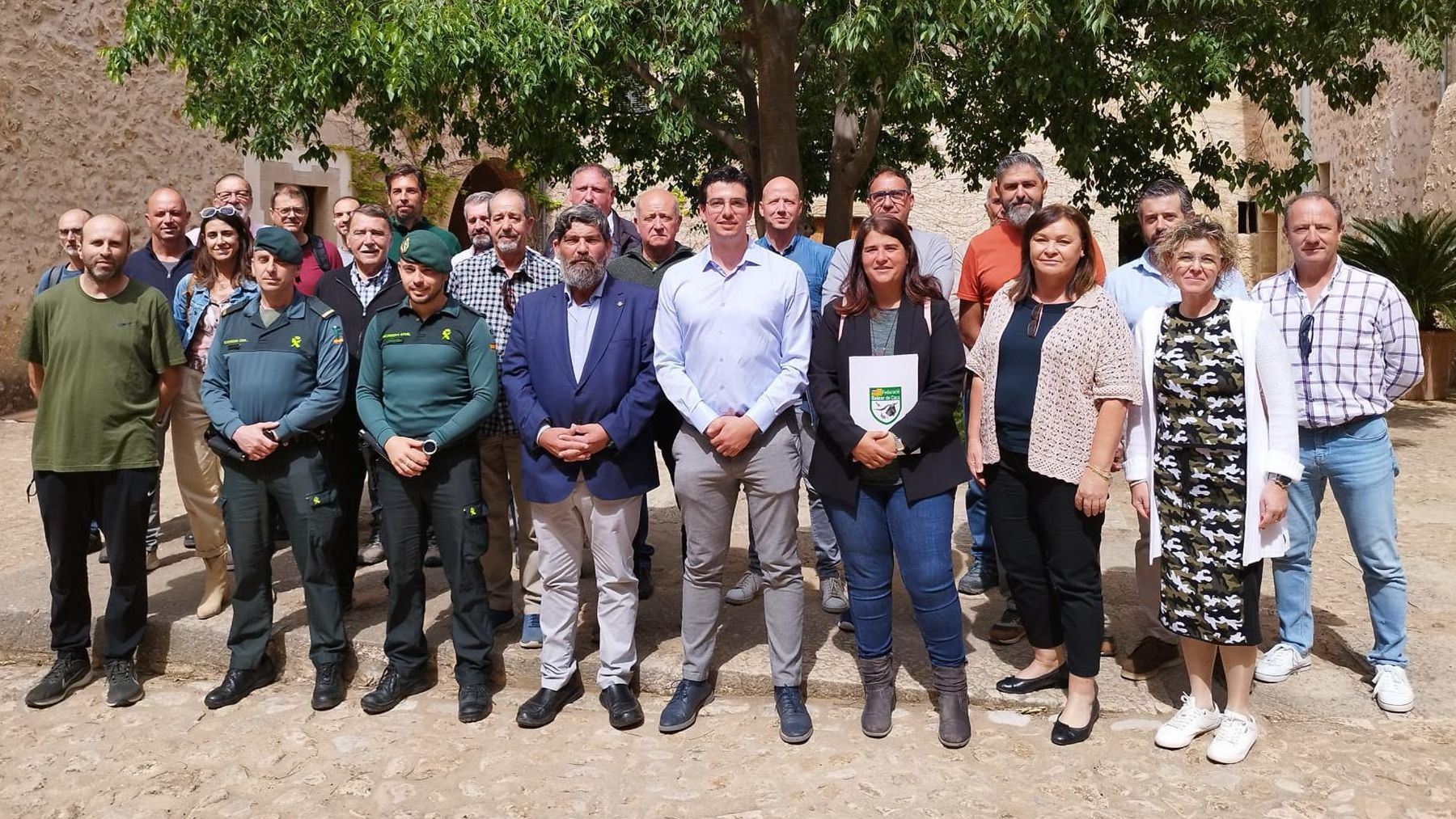 Foto de familia del Consejo de Caza de Mallorca.