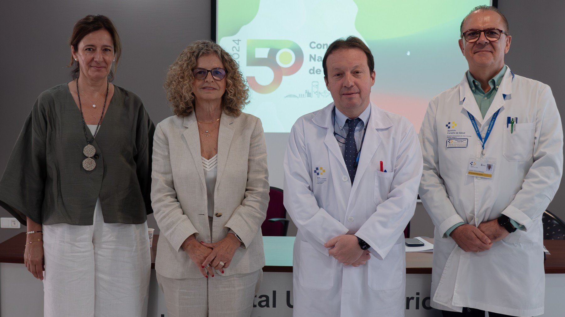 Momento de la disertación sobre enfermedades reumáticas en nuestro país.