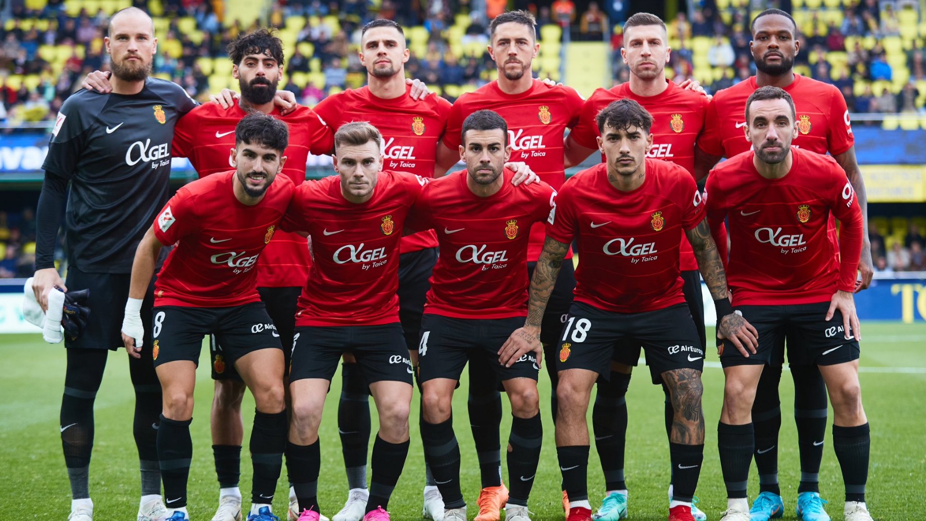 El Mallorca, formado antes de un partido.