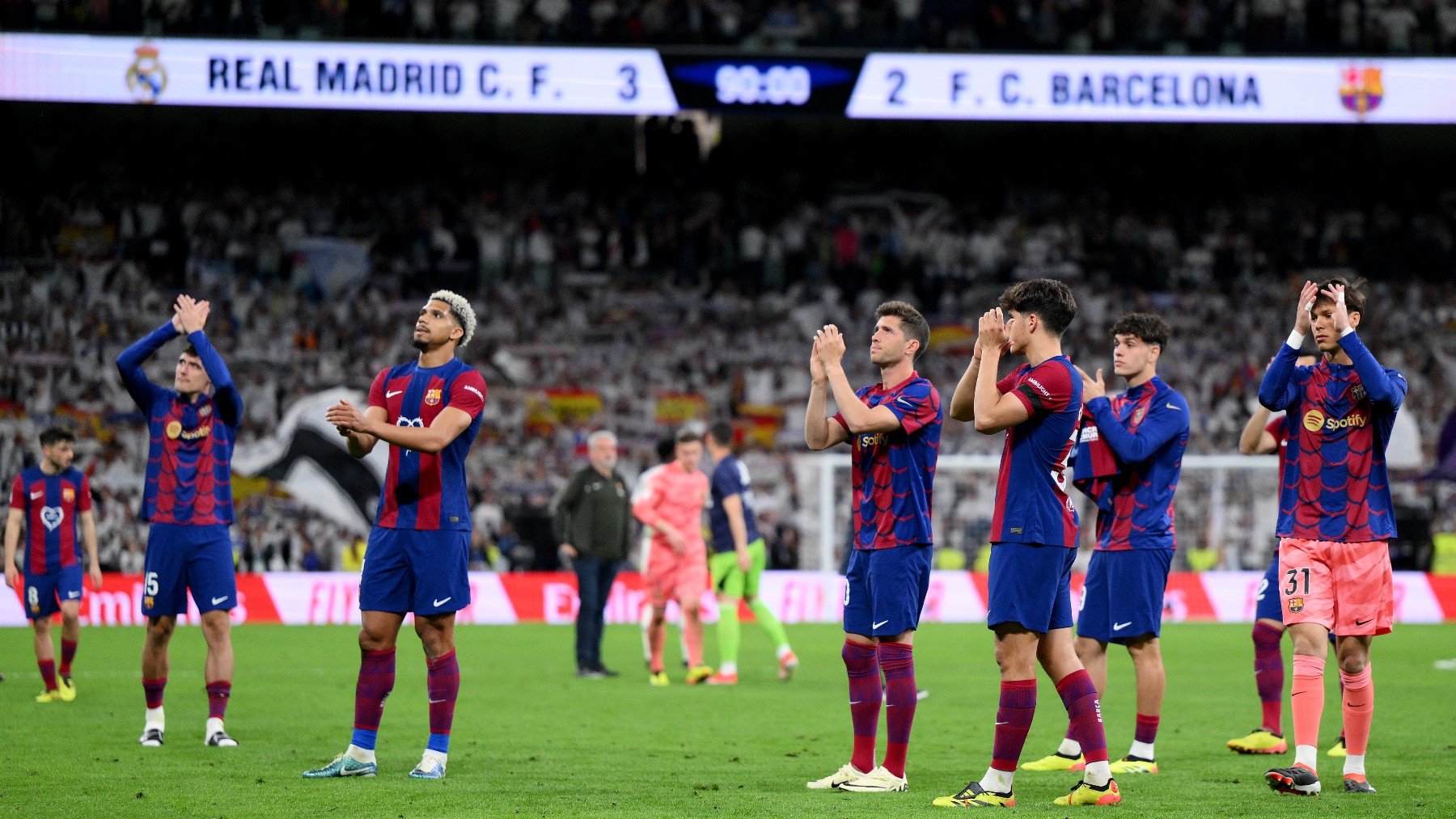 Los jugadores del Barcelona en el Clásico. (Getty)