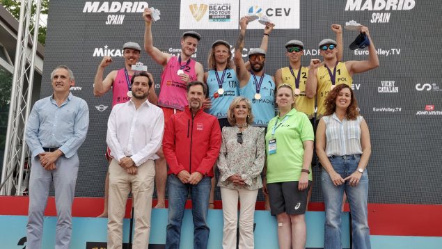 Krumins y Caminati reinan en el VW Beach Pro Tour Futures de Madrid