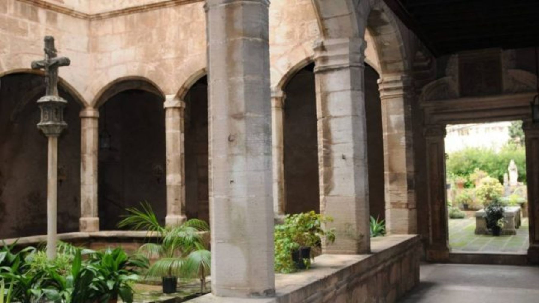 Claustro del Convento de San Jeroni de Palma.