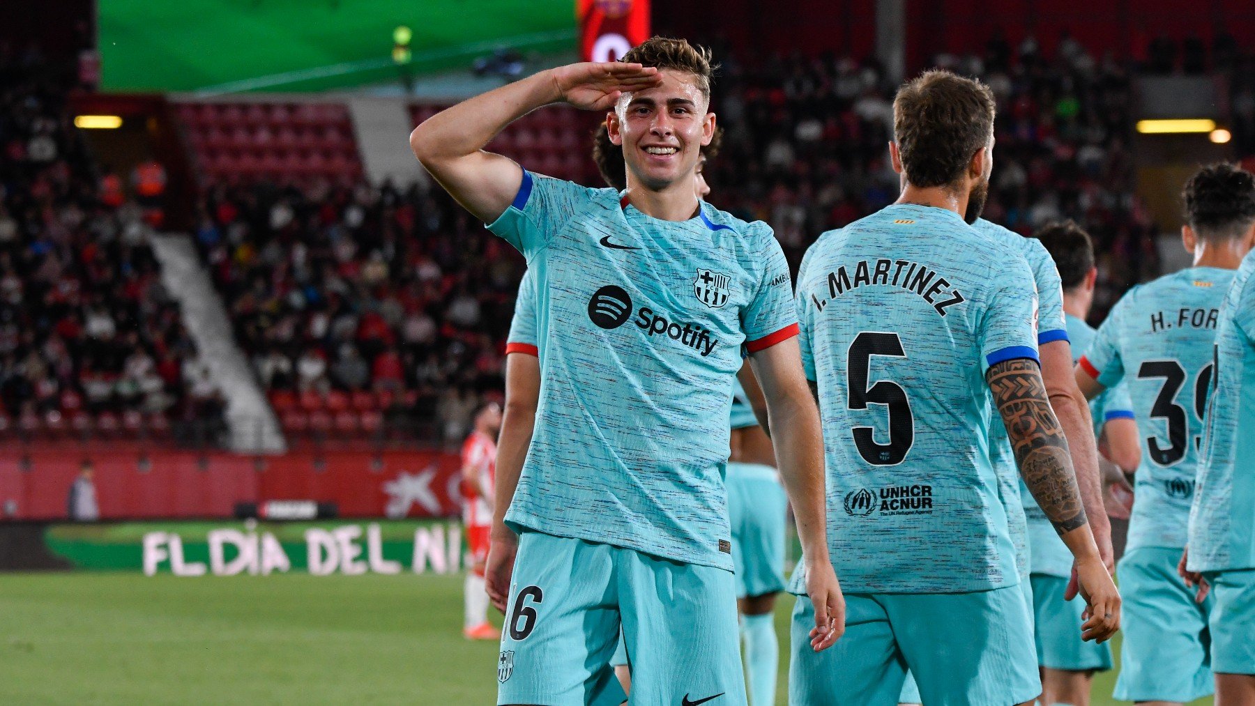 Fermín López celebra un gol ante el Almería. (EFE)