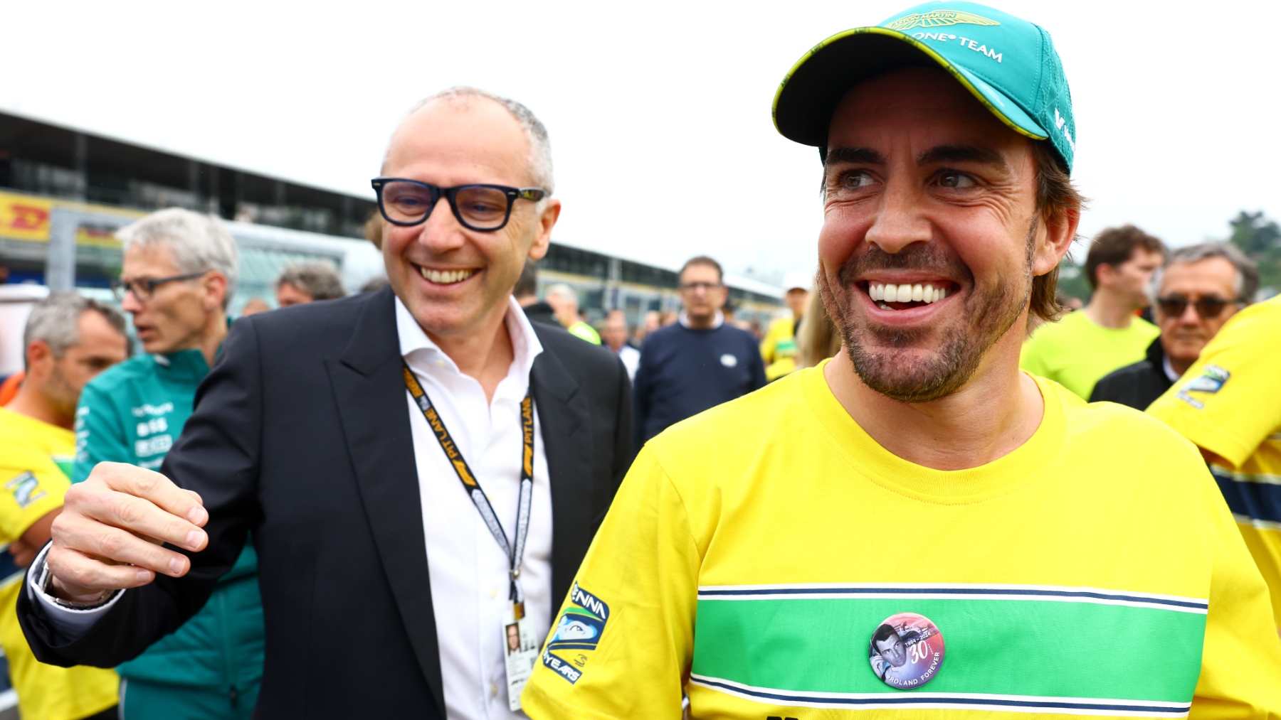 Alonso y Domenicali, CEO de la F1. (Getty)