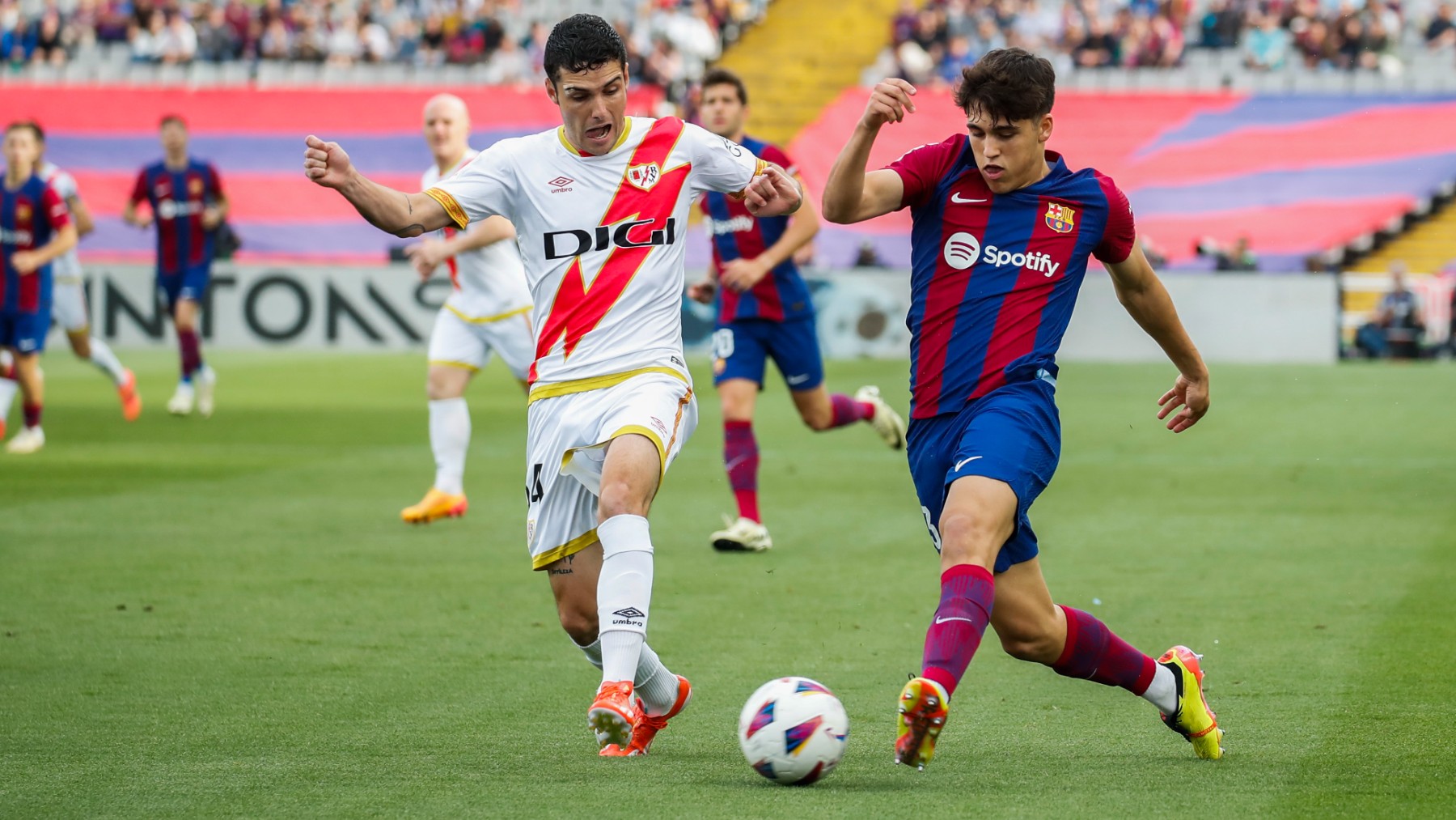 Cubarsí en el Barcelona-Rayo Vallecano. (EFE)