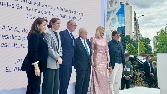 ‘El Árbol de la Vida’, la escultura de Fundación A.M.A. que homenajea a los sanitarios del Covid