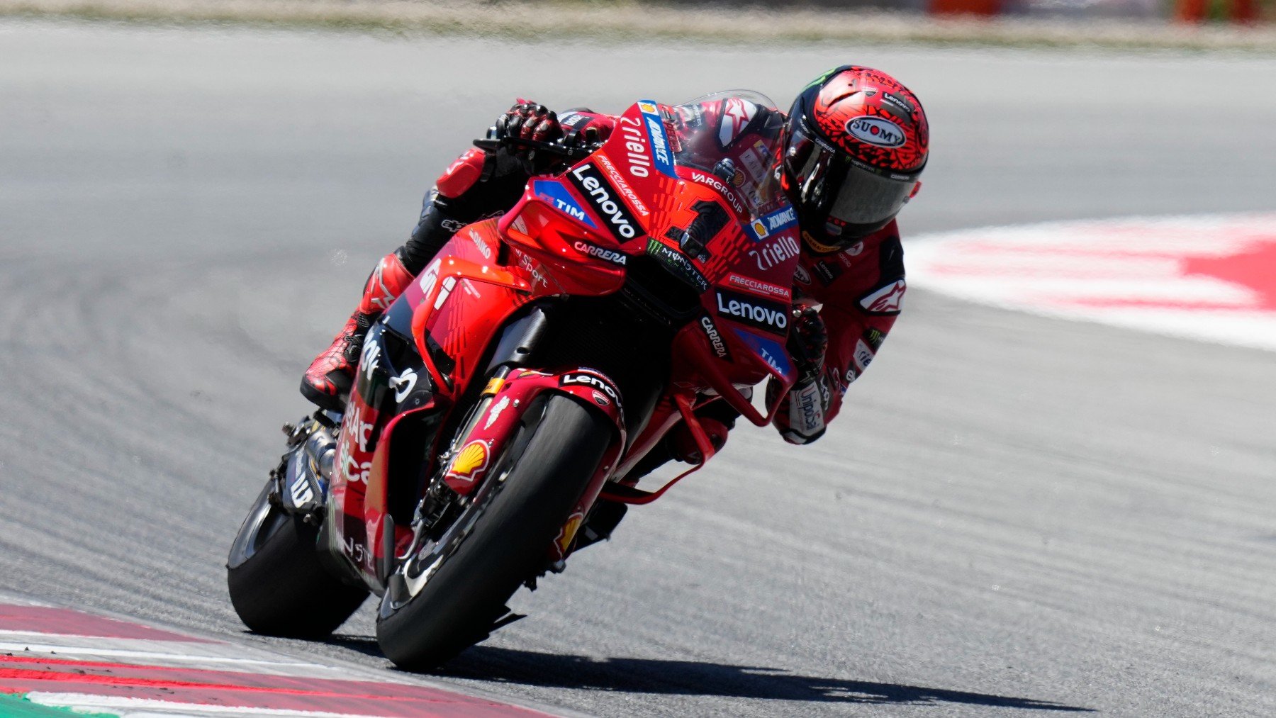 Pecco Bagnaia, durante el GP de Cataluña de MotoGP. (EFE)