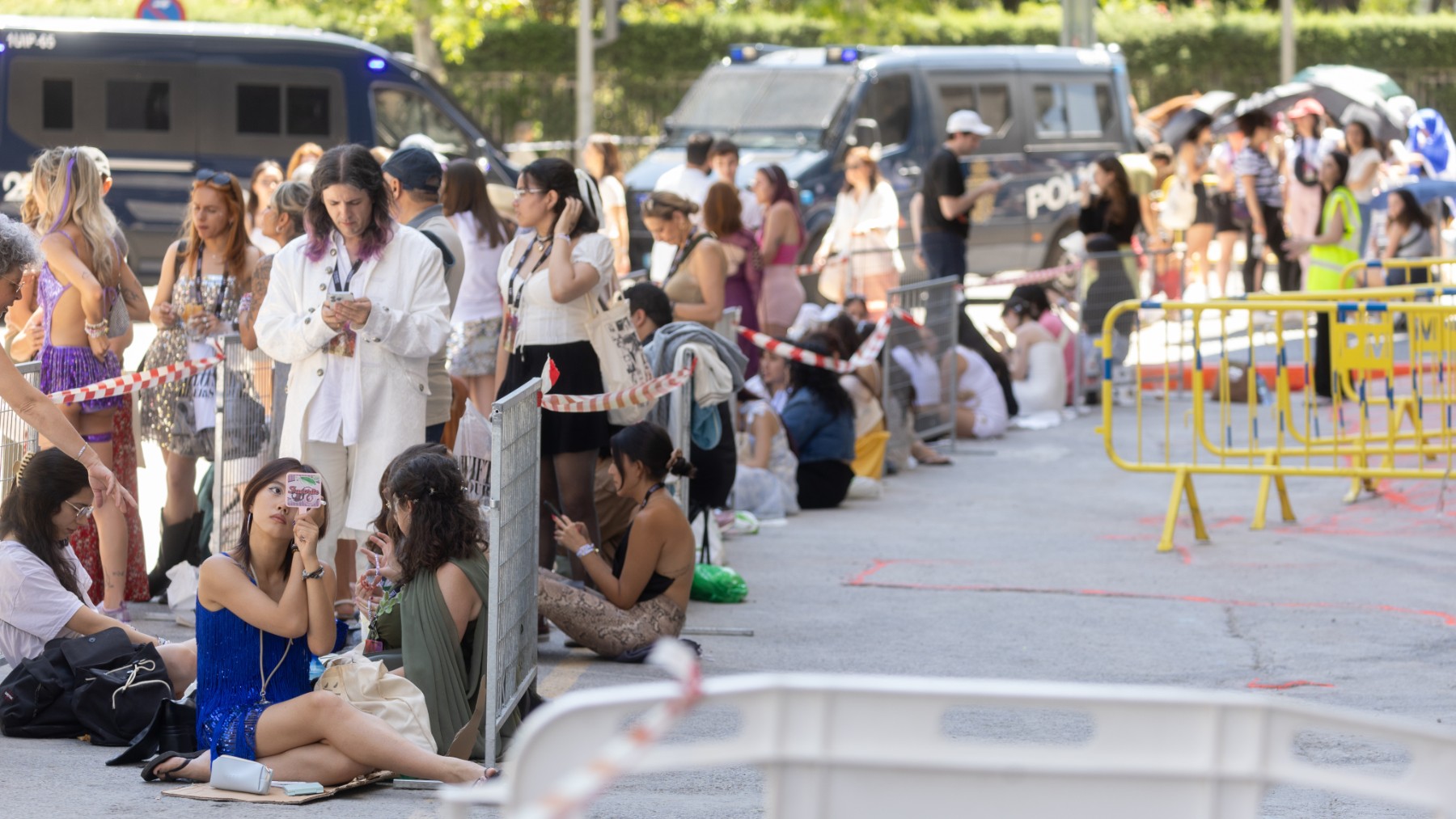 Ambiente previo al concierto de Taylor Swift en Madrid. (Europapress)