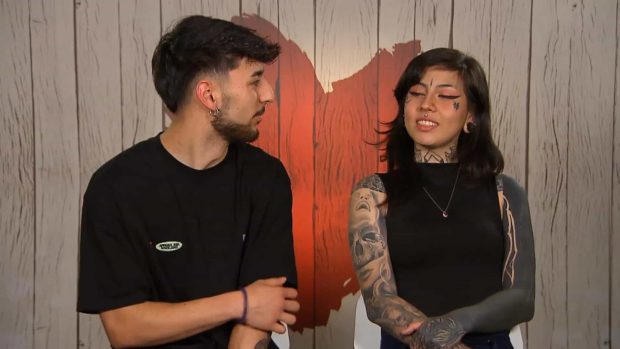 Pablo y Valentina en 'First Dates'. (Mediaset)