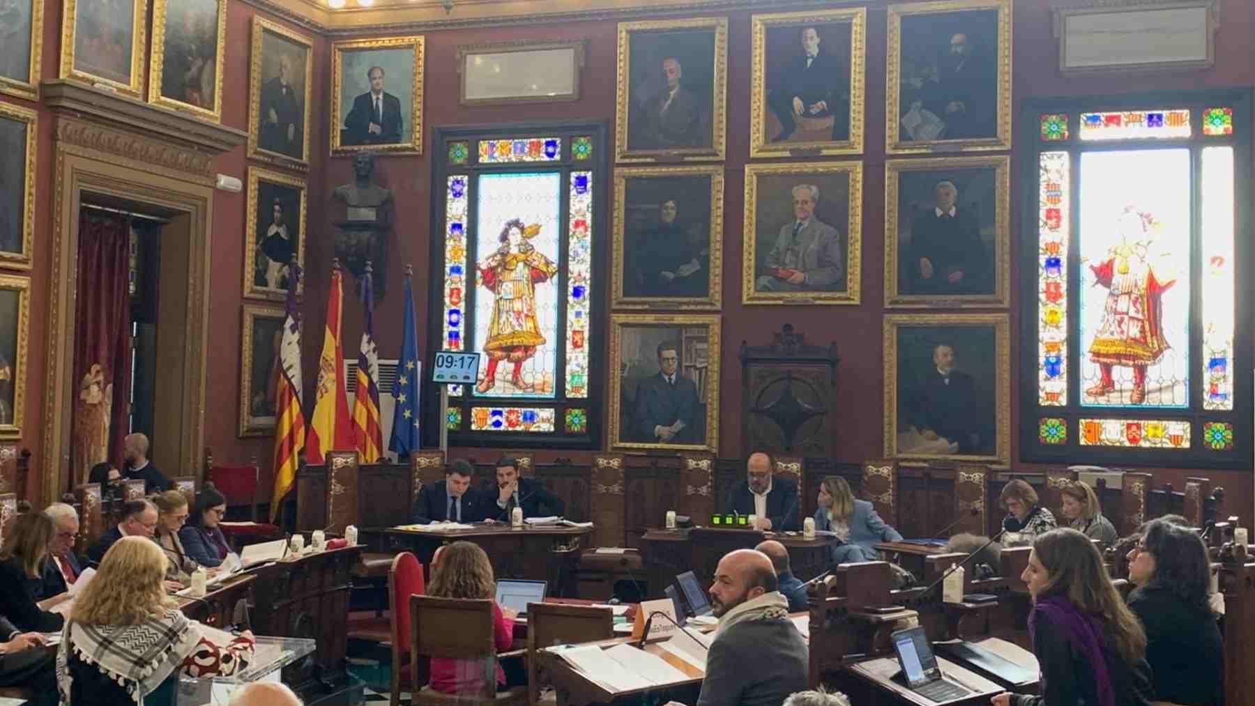 Imagen del salón de plenos del Ayuntamiento de Palma.