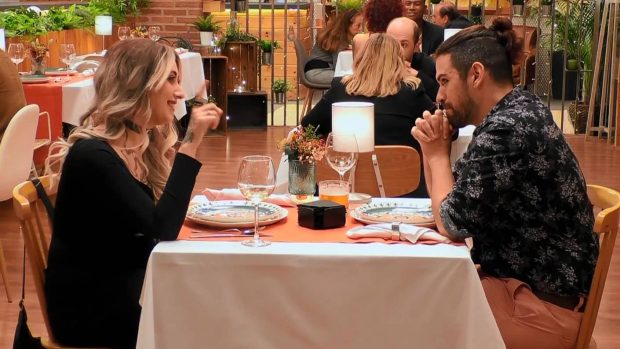 Rocío y Sergio en 'First Dates'. (Mediaset)