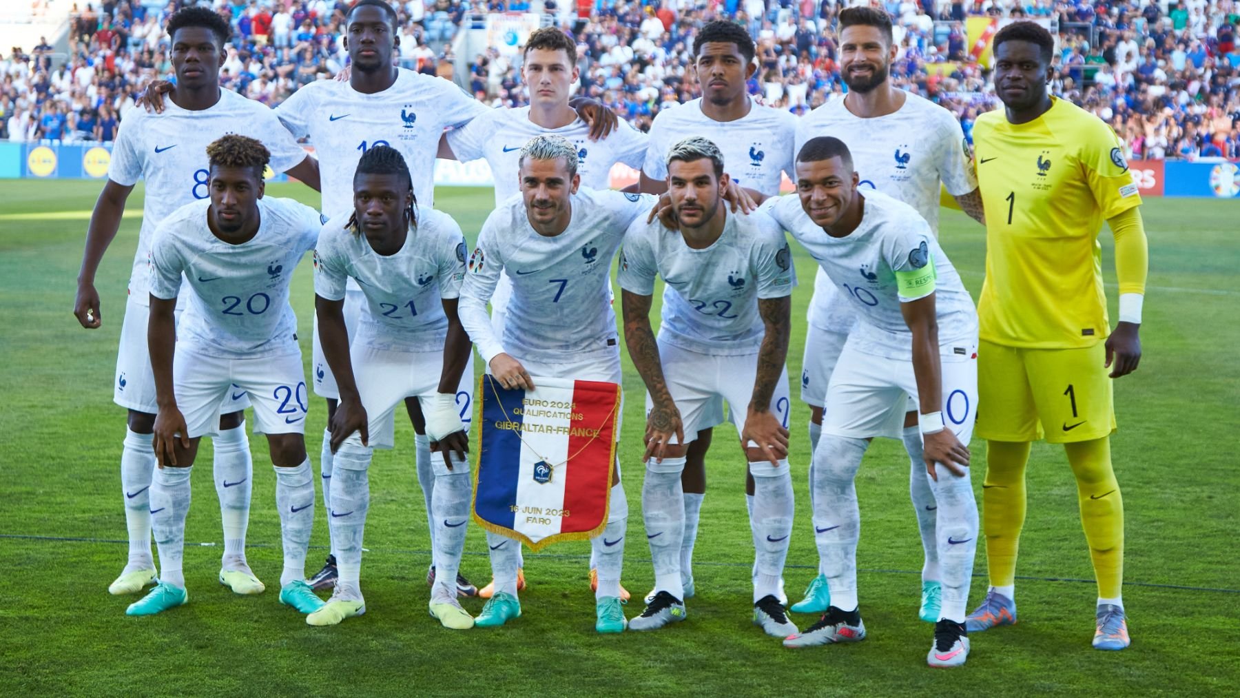El once de Francia antes de un partido. (EP)