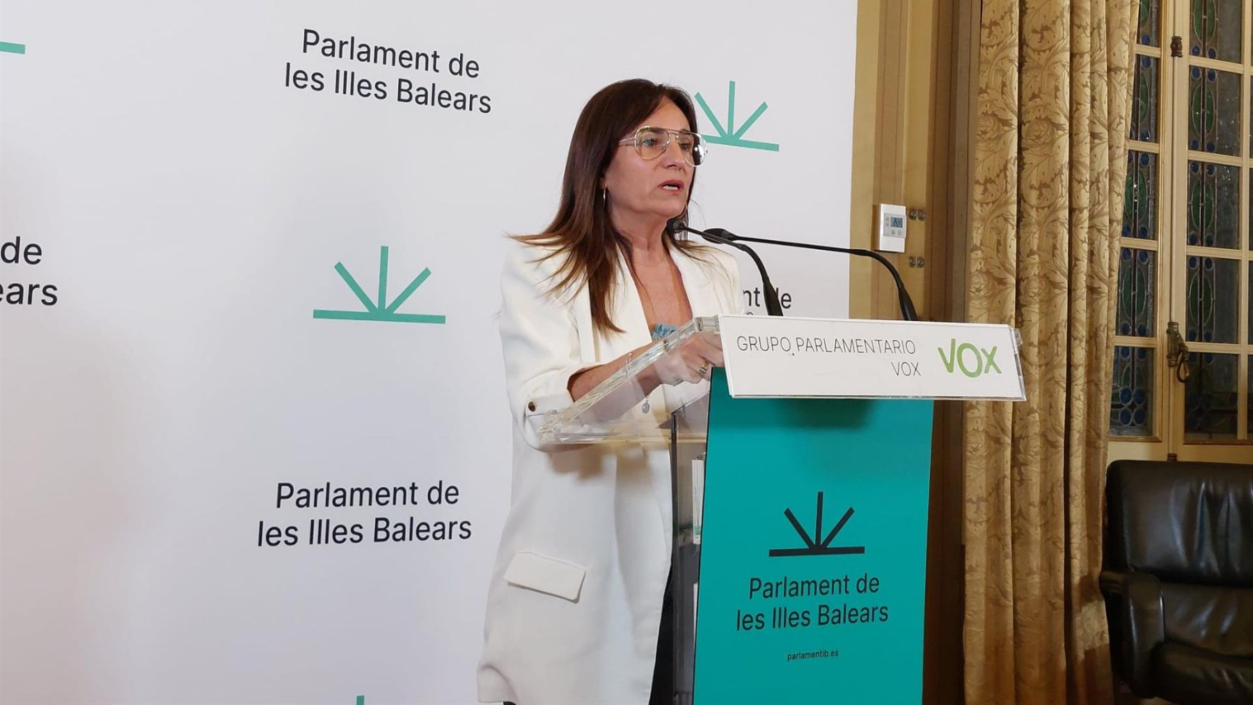 La portavoz de Vox en el Parlament balear, Manuela Cañadas.