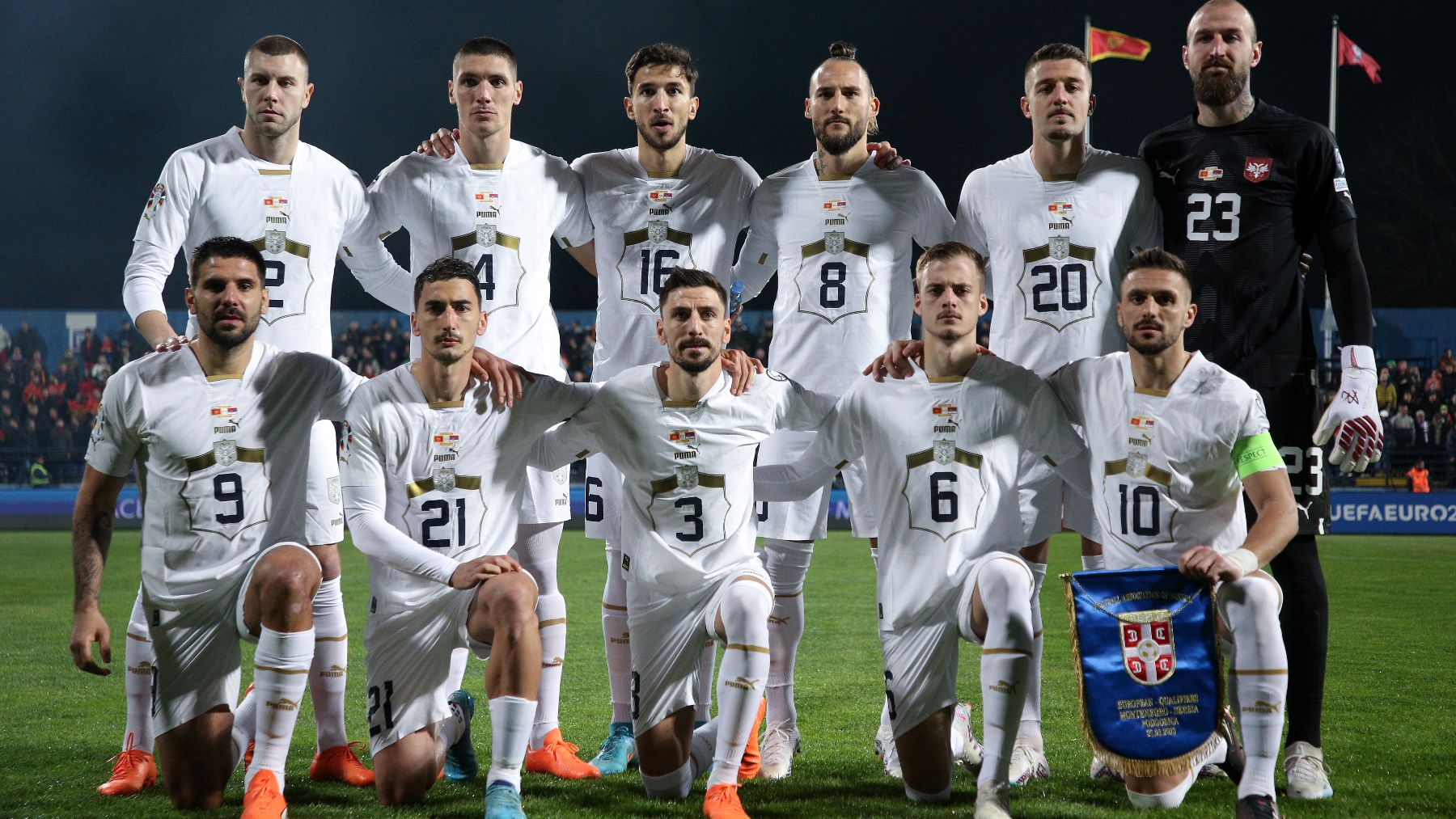 El once titular de Serbia. (Getty)