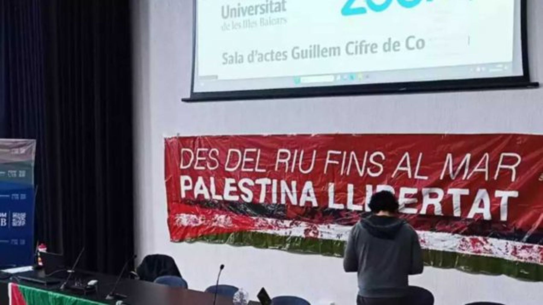 Acto de apoyo a Hamas en la Universidad de Baleares.