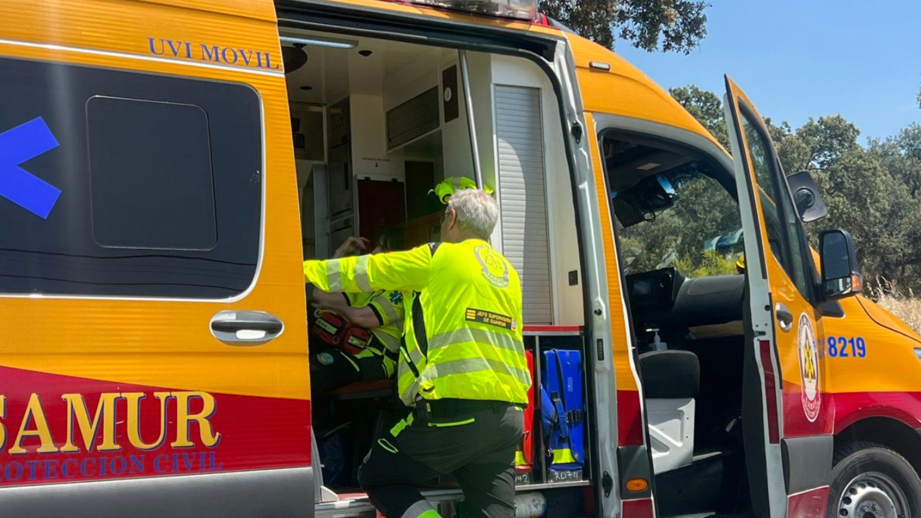 Una ambulancia en el lugar de los hechos.