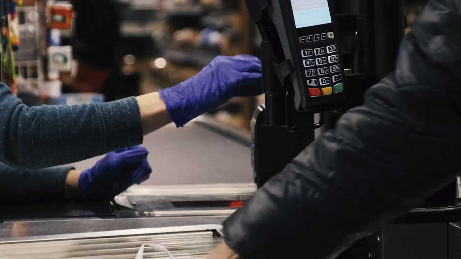 Podemos recupera el pasado de Montero como cajera para rascar votos en ...