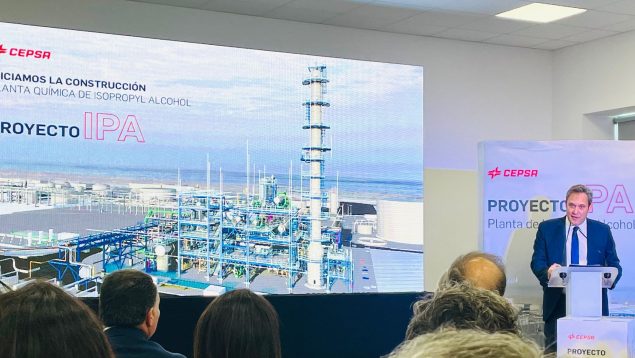 Cepsa construye la primera planta química en España para elaborar base de geles hidroalcohólicos