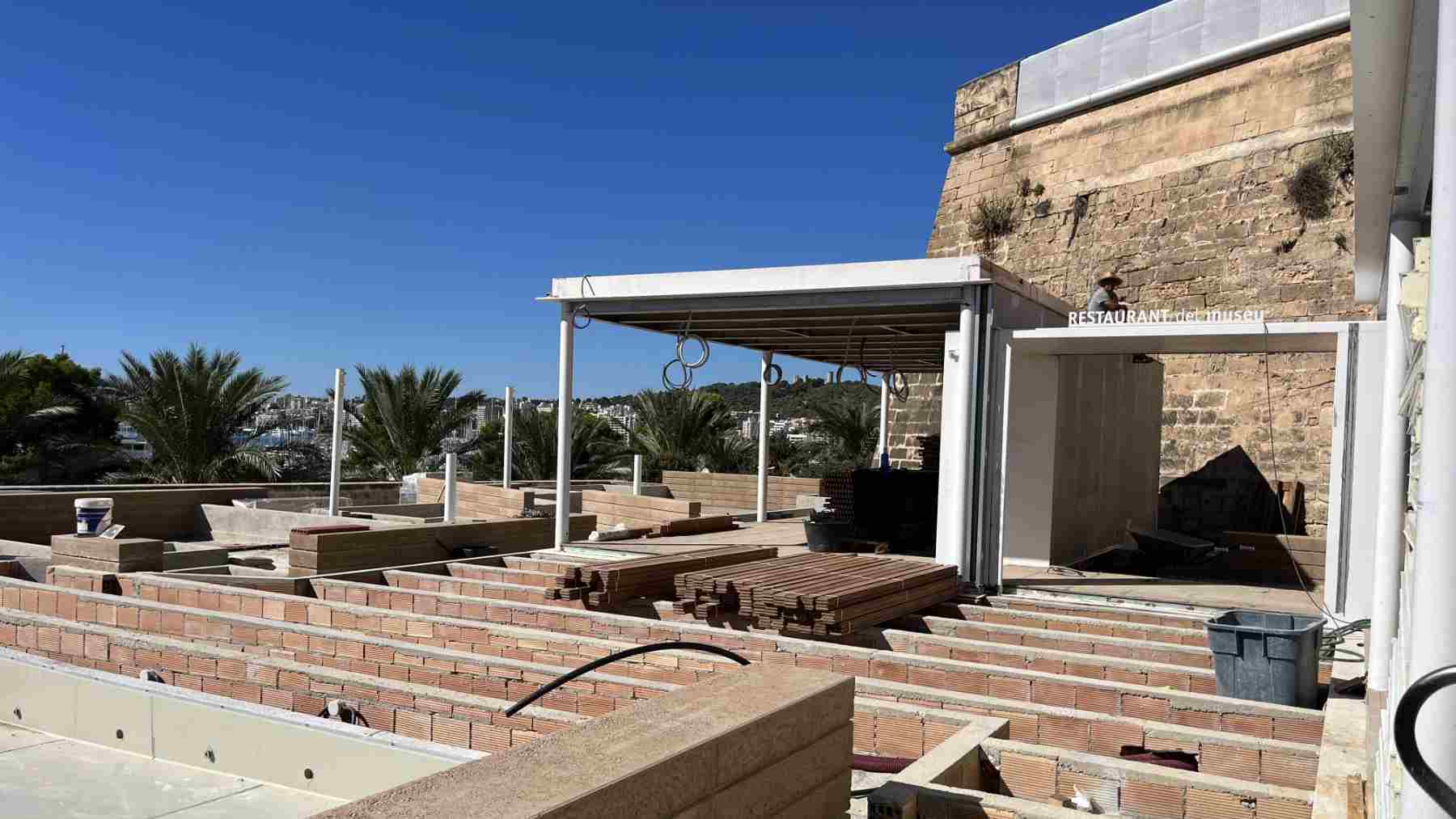 Imagen de la polémica terraza de Es Baluard de Sant Pere.