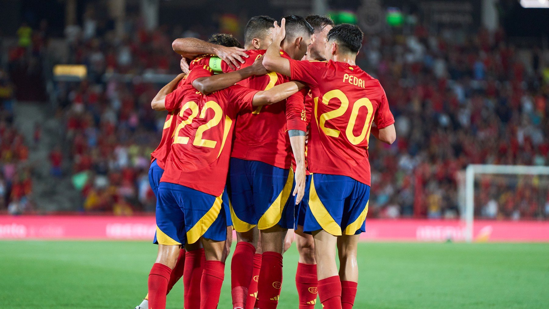 Los jugadores de la selección española celebran un gol. (Getty)