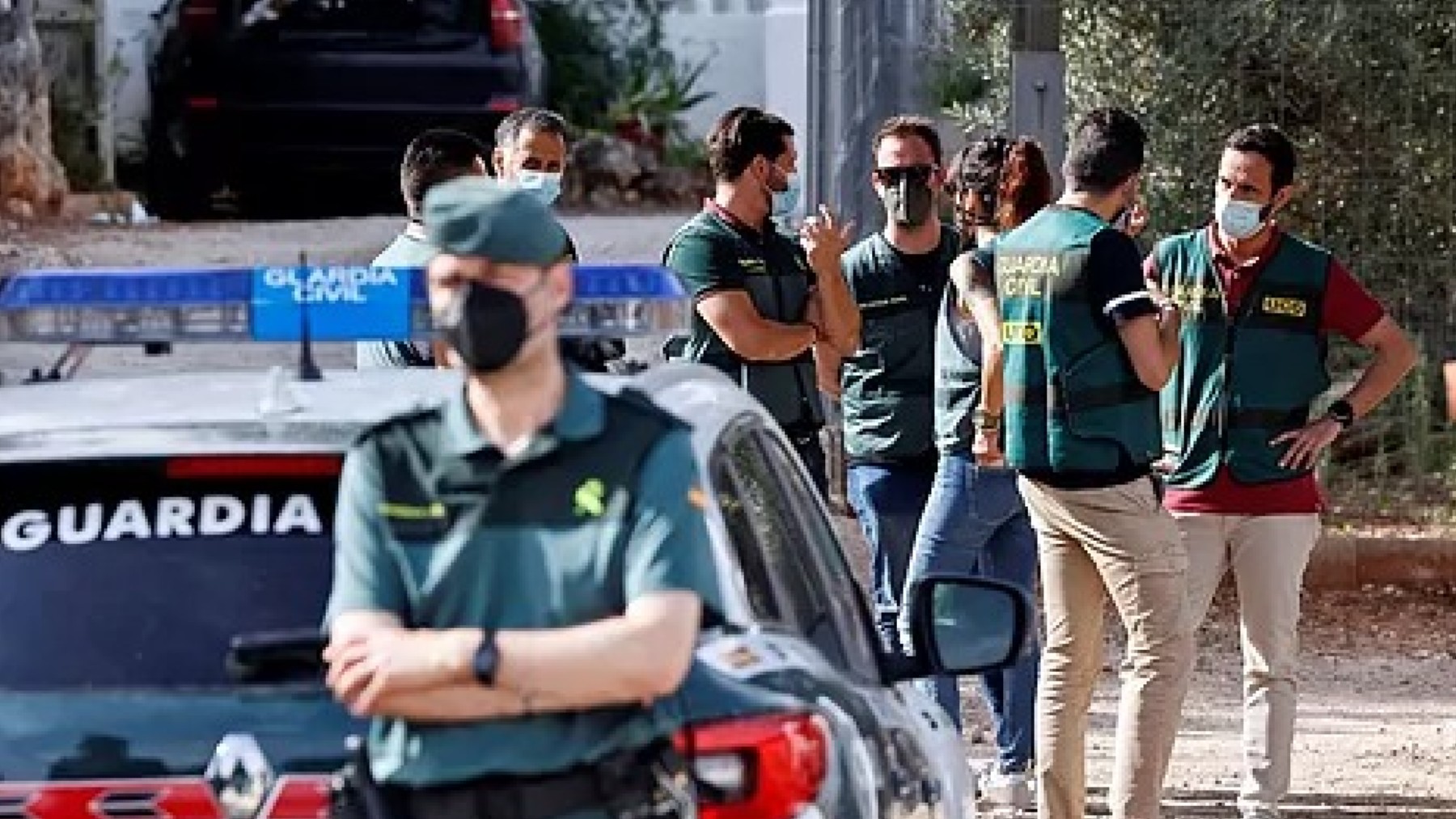 Efectivos de la Guardia Civil durante una intervención.