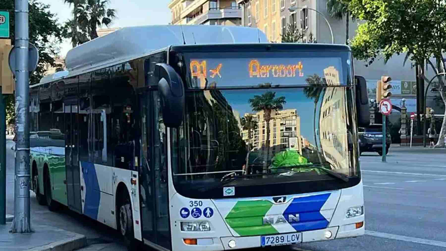 Línea de la EMT de Palma que cubre el trayecto entre puerto y aeropuerto.