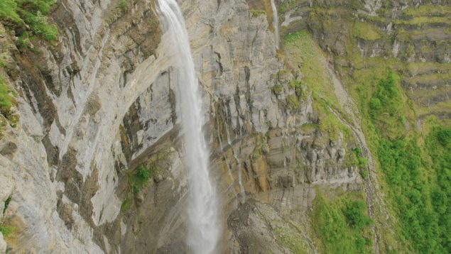 Naturaleza y cascada