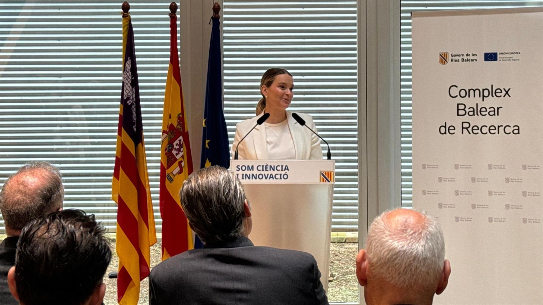Marga Prohens pronuncia unas palabras en la inauguración del Complejo Balear de Investigación. (EP)