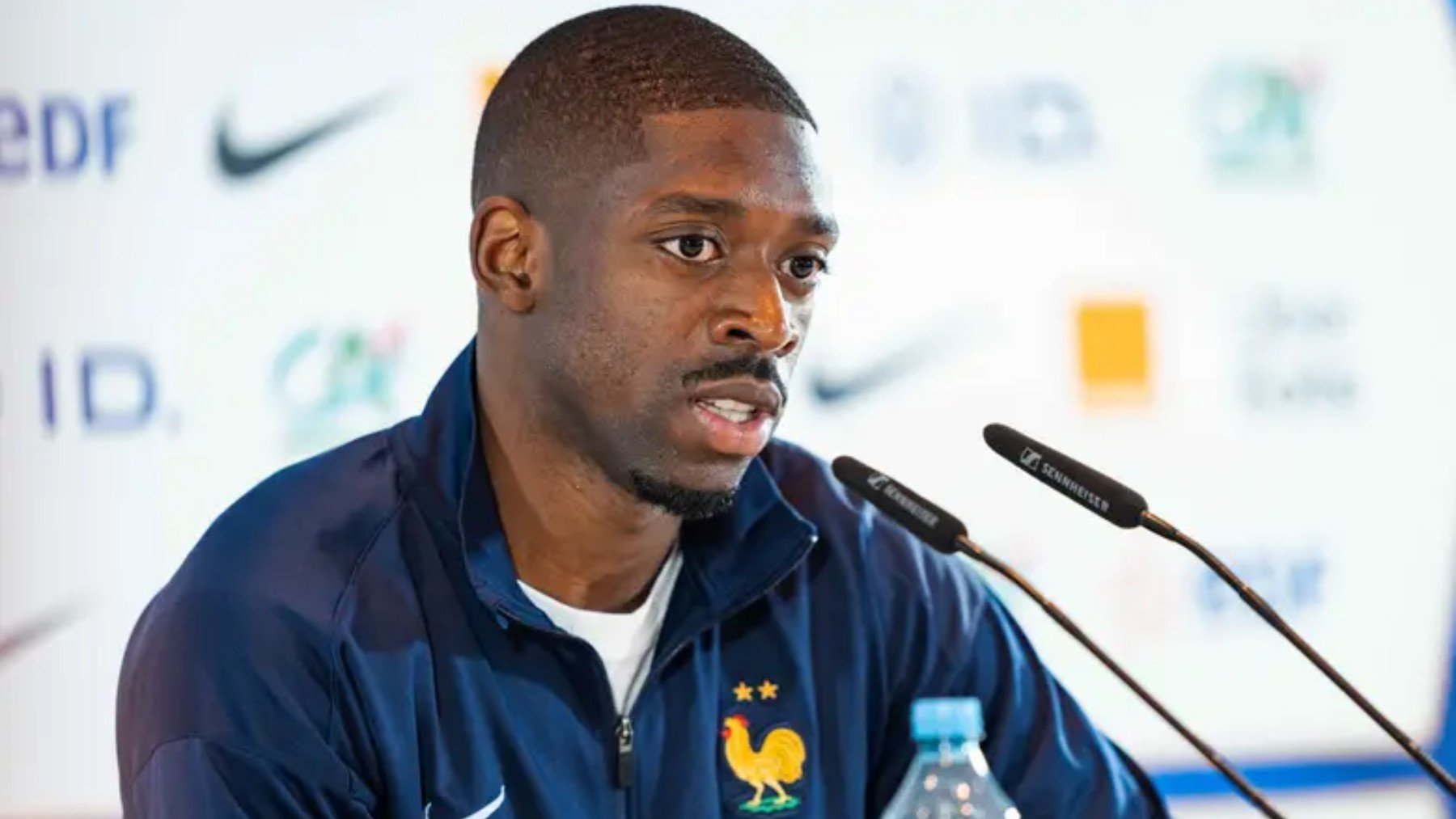 Ousmane Dembélé durante una rueda de prensa con Francia. (FFF)