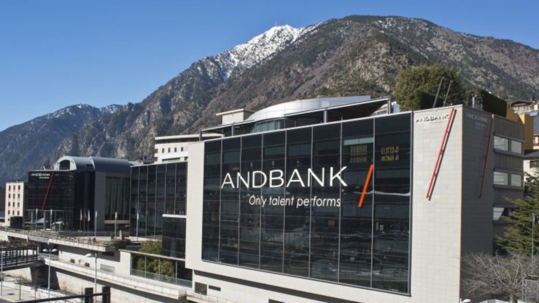 Vista de la sede central de Andbank en Andorra.